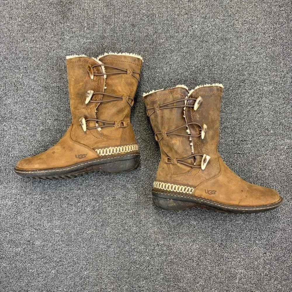 Women's UGG Lined Sherpa Sheepskin Leather Suede Winter Boots Size 8